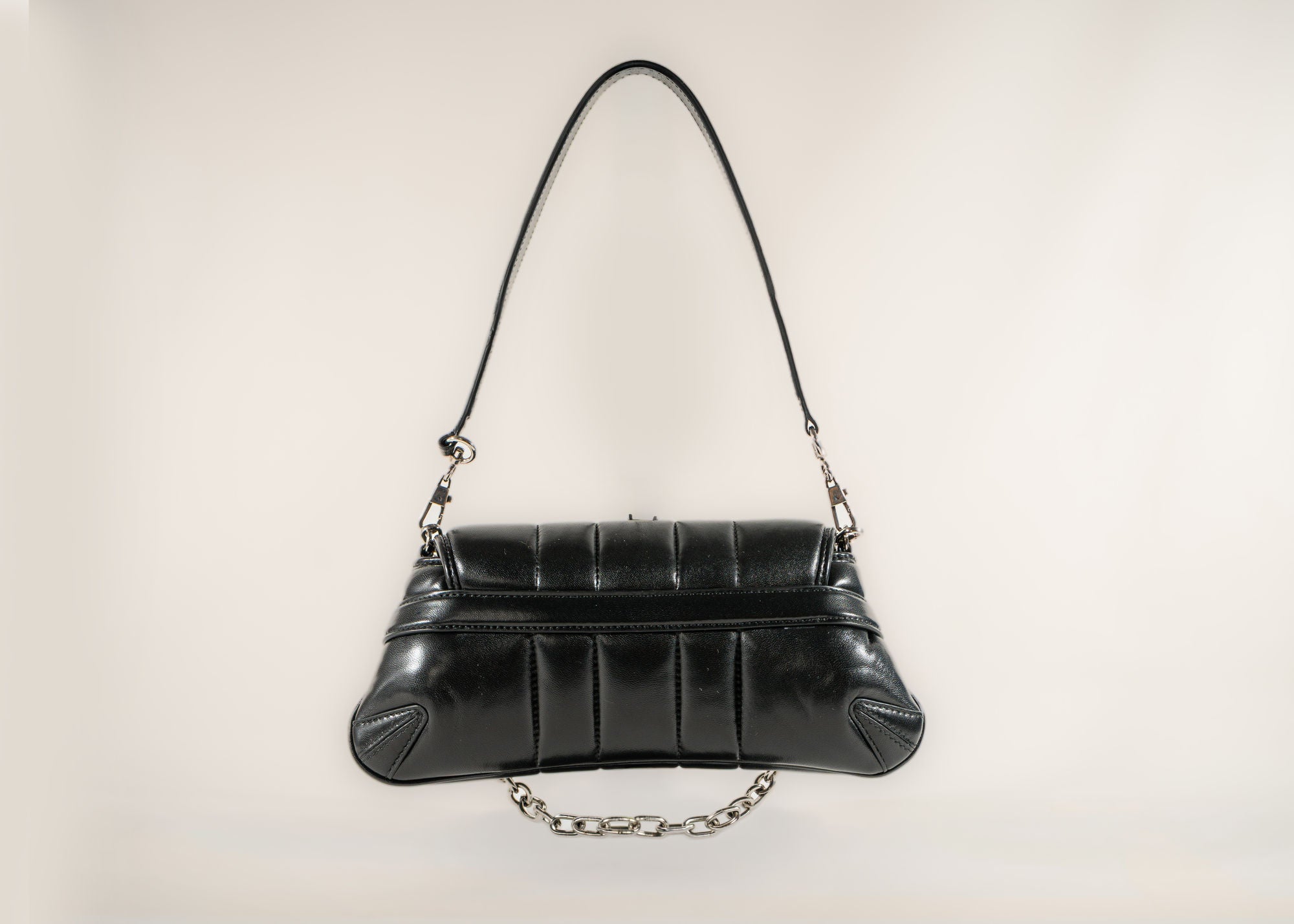 Gucci Nappa Vertical Matelasse Small Maxi Horsebit Chain Shoulder Bag