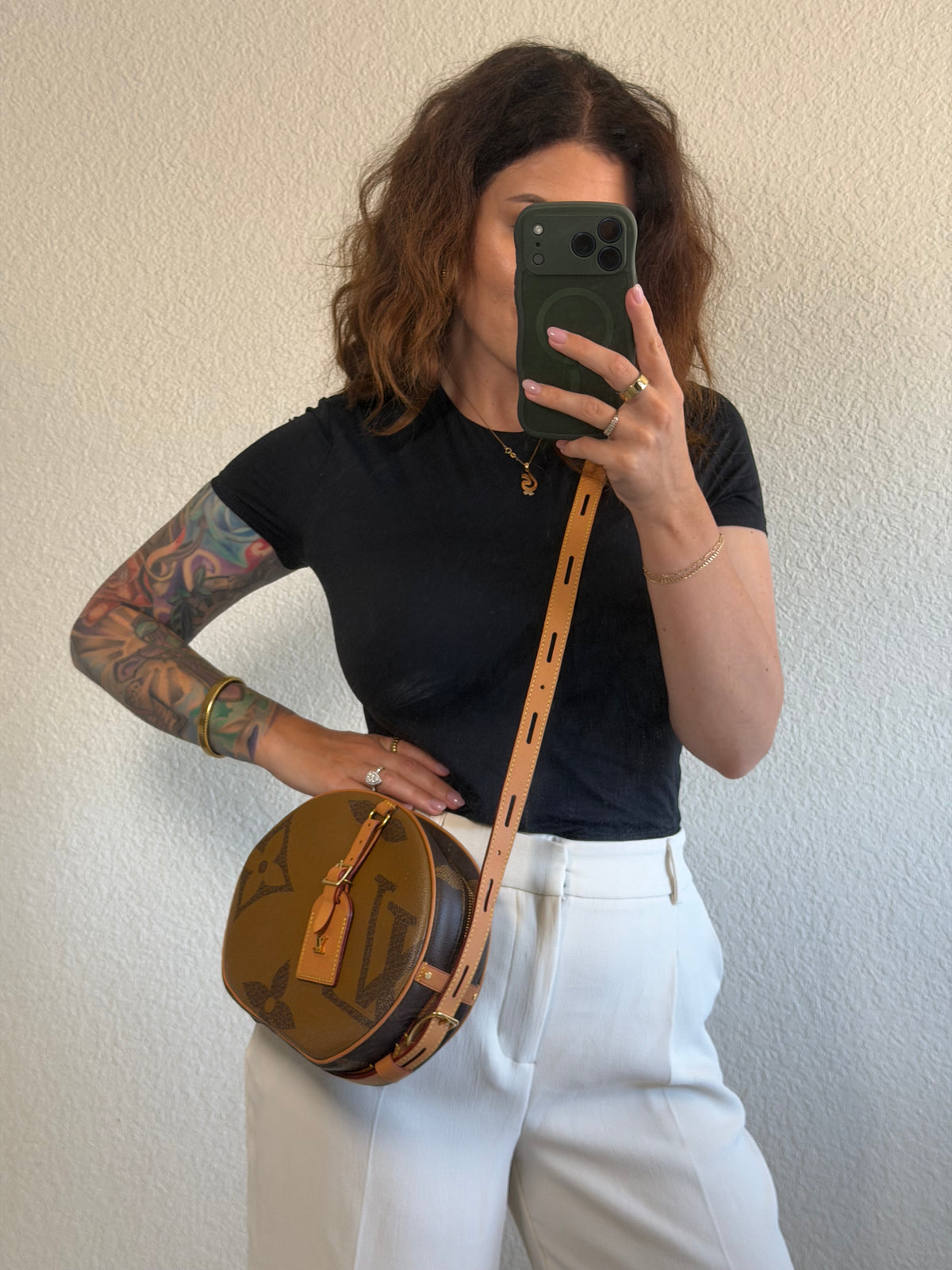 Louis Vuitton Boite Chapeau Souple Bag Reverse Monogram Giant