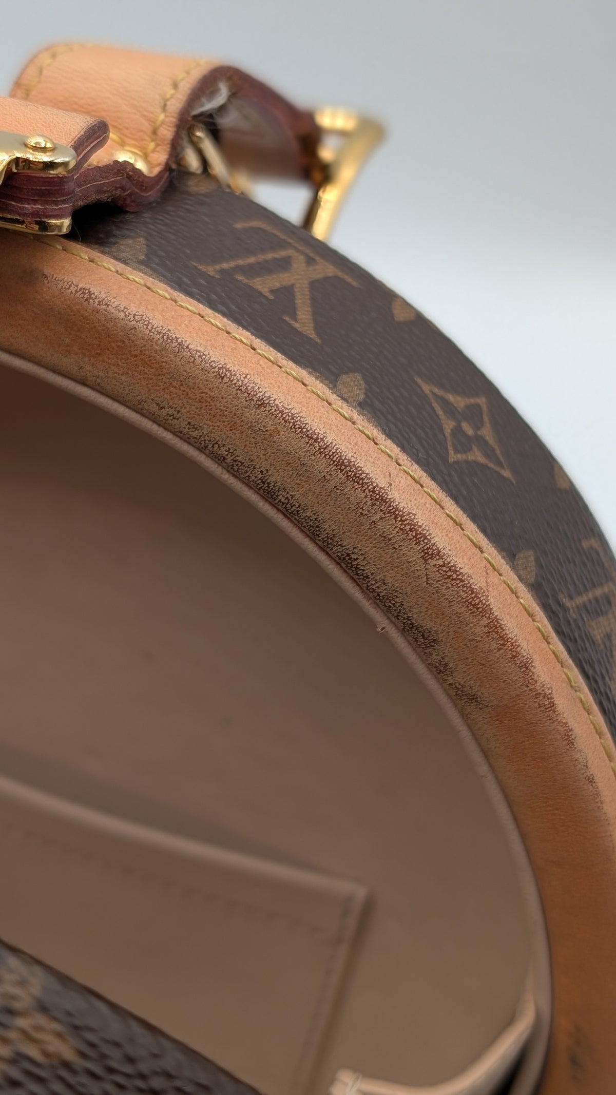 Louis Vuitton Petite Boite Chapeau