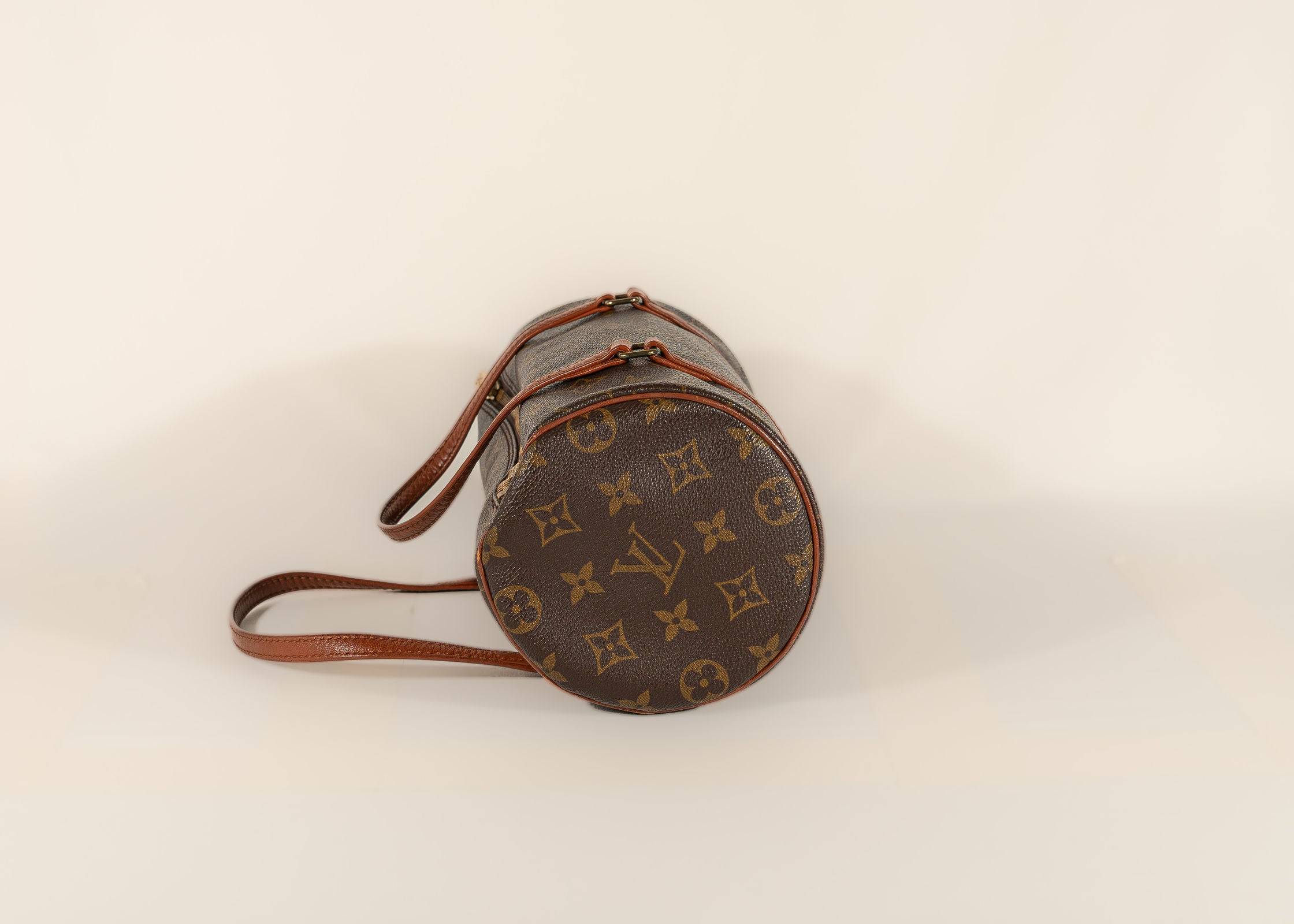 Louis Vuitton Papillon Bag 26